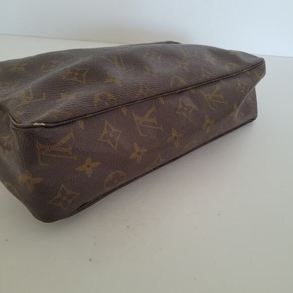 LOUIS VUITTON Trousse Toilette 28 Clutch Hand Bag Monogram Brown Zip Pouch - Picture 8 of 15